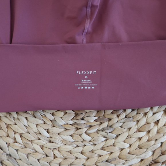 FLEXXFIT Workout Leggings - Picture 4 of 4